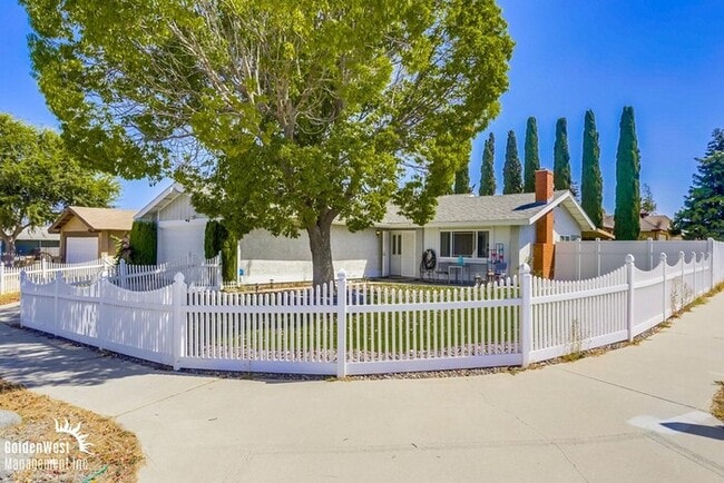 Photo - Beautiful 3Bdm 2Ba Home in Oceanside!