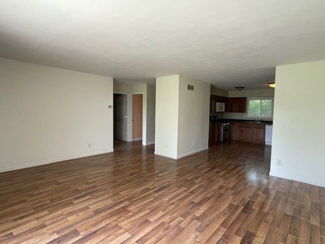 Photo - 2610 Blarney Stone Dr Apartment Unit 2610 Blarney Stone Dr