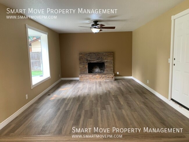 Photo - 10023 W Skycrest Dr