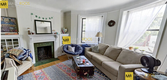 Photo - 54 Babcock St Unit 2