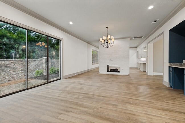 Photo - 6030 Steamboat Dr