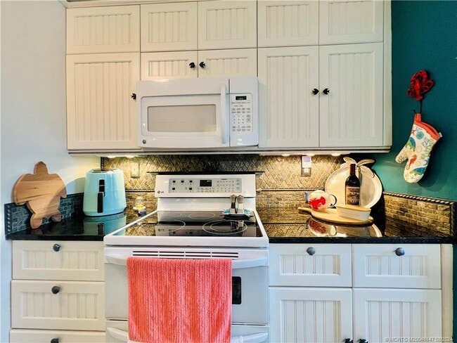 Photo - 10044 S Ocean Dr Unit 102