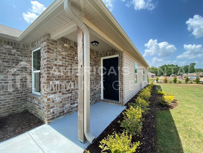 Photo - Home for Rent in Odenville, AL! View with 48 Hours Notice!
