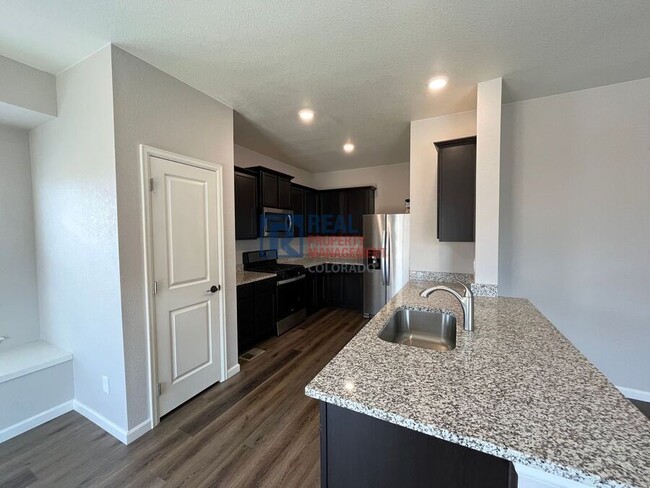 Photo - 913 Twining Ave