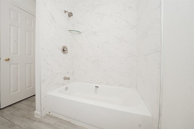 Photo - 5375 Little John Ln