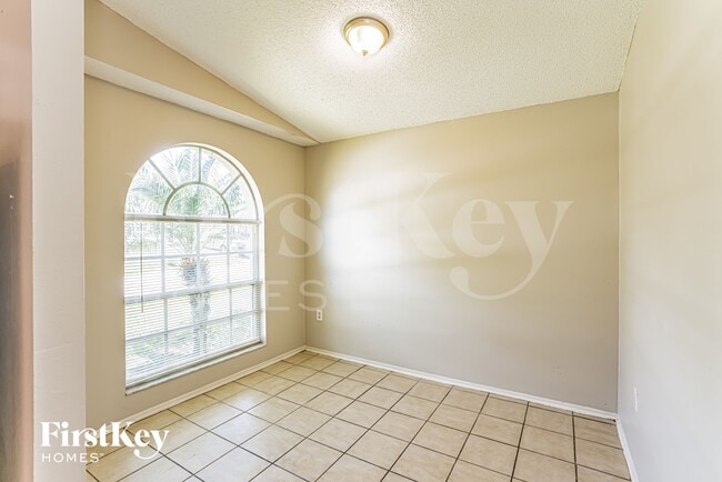 Photo - 468 Emerald Cove Loop