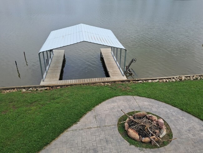 Photo - 239 Mallard Ln