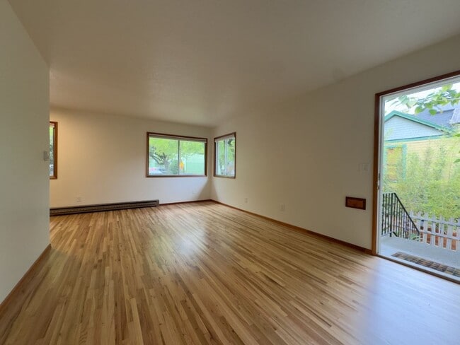 Photo - Brooklyn Excellence-2 Bed Duplex Unit Unidad 3726