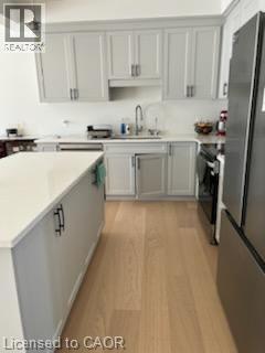 Photo - 13 Rivergreen Cres