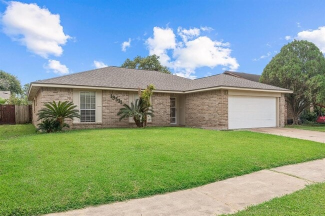 Photo - 19511 Westhaven Dr House