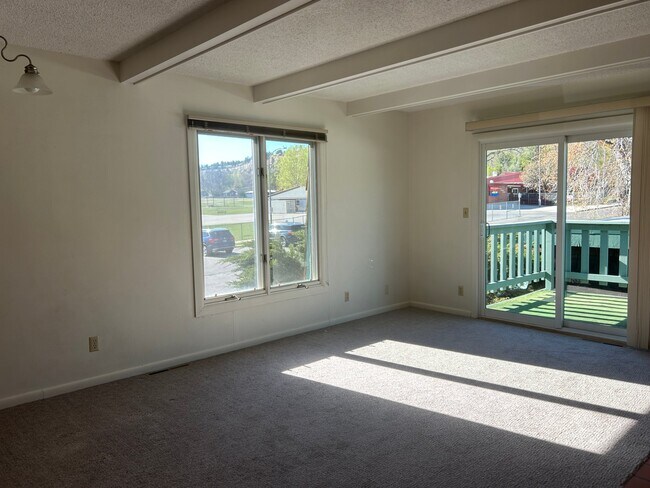 Photo - 2707 13th St W Unidad 4