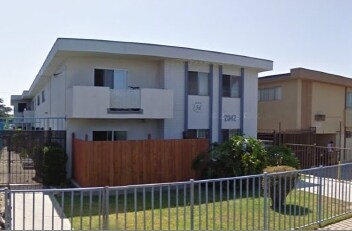 Photo - 2042 S Corning St