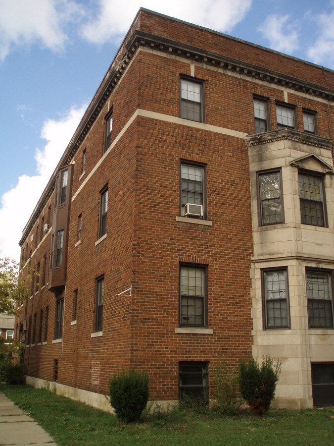 Photo - South Moreland Apartments