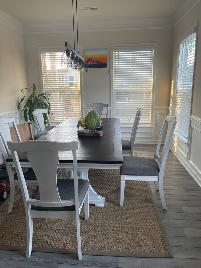 Photo - 3081 Zebroid Way