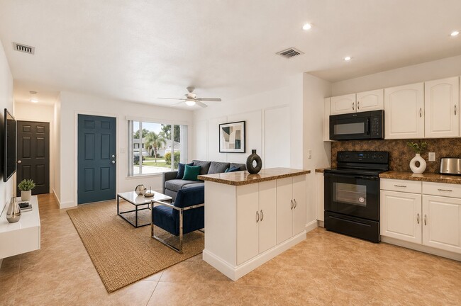 Photo - 3101 N 66th Ave