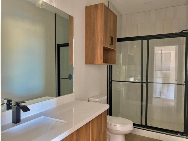 Photo - 7 S Michigan St Unidad 1