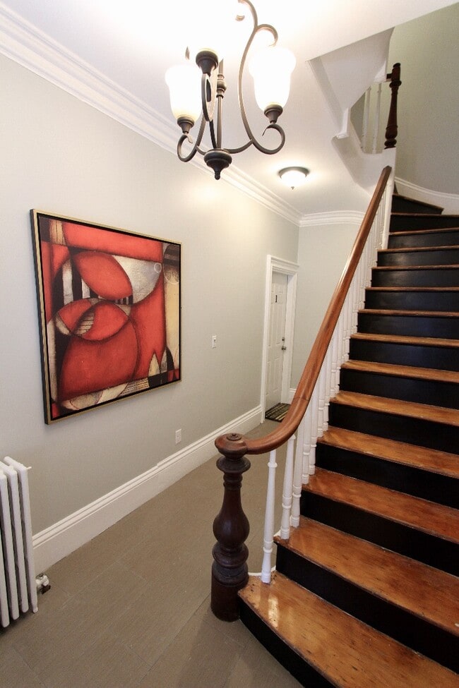 Photo - 126 Saratoga St