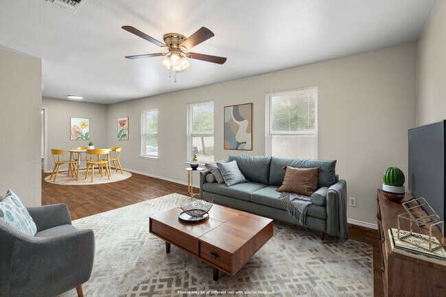 Building Photo - 1009/1011 Advance St Unit 1009 Rental