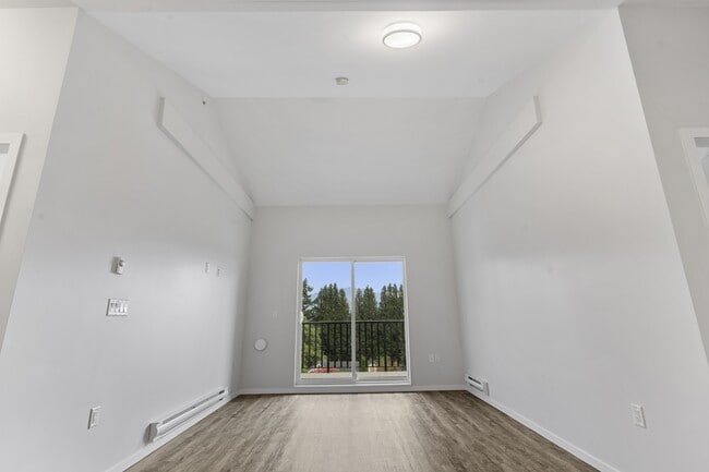 Photo - 46060-46060 Mellard Ave