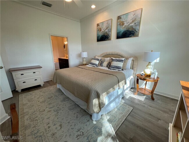 Building Photo - 2377 Ravenna Blvd Unit 202