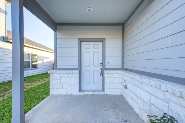 Photo - 3918 Windy Whisper Dr