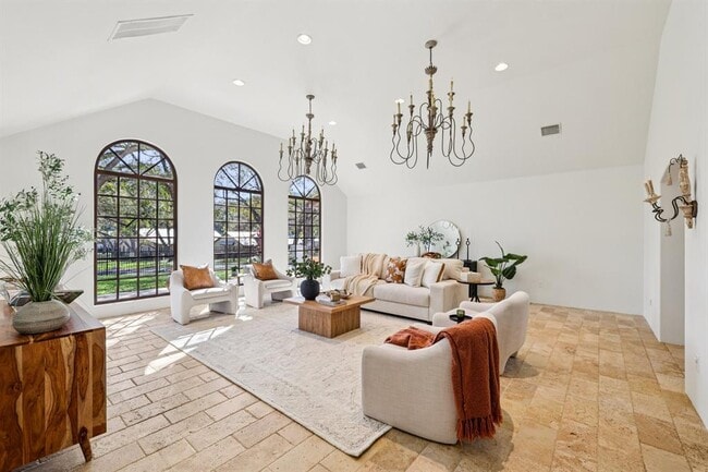 Photo - 2706 Pearce Rd