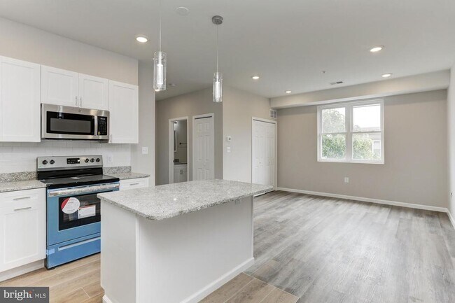 Photo - 1923 Ashland Ave Apartamento Unidad 202