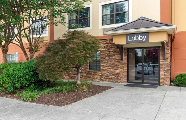 Furnished Studio-Atlanta - Duluth