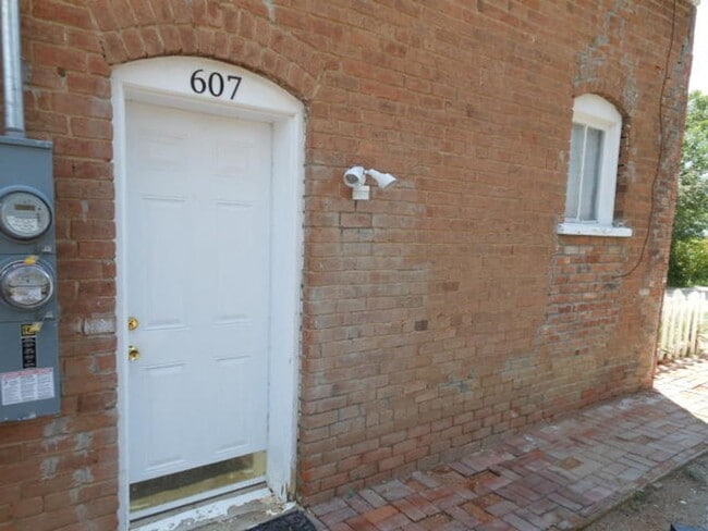 Photo - 607-611 COLORADO AVE Unit 607 Colorado Ave
