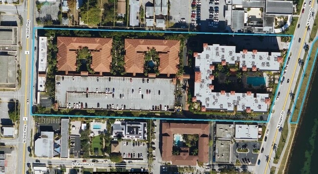 Building Photo - 1801 N Flagler Dr Unit 324