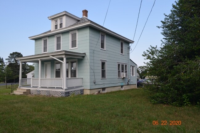 Photo - 48 Cedar Beach Rd
