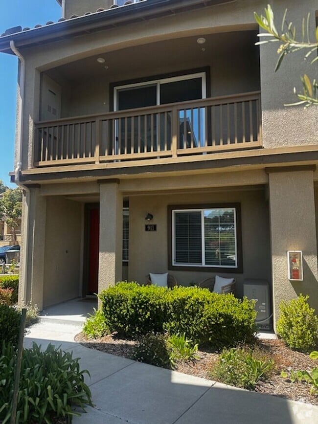 Building Photo - 3 Bedroom, 3.5 Bath Townhouse Style Condo ...