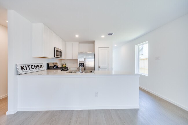 Photo - 3009 fantasy Terrace Dr