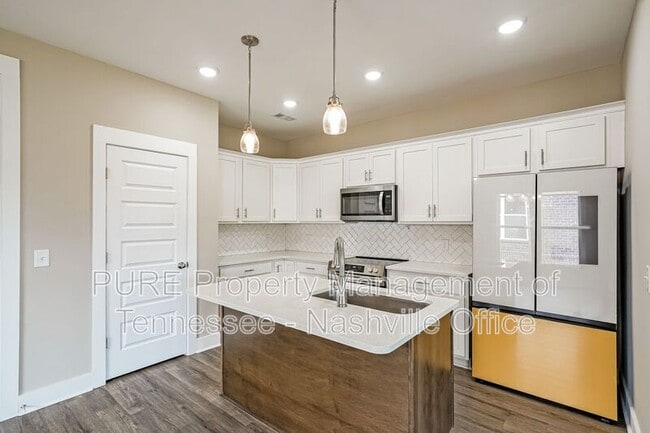 Photo - 105 Weller Ln