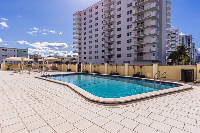 Photo - 1501 S Ocean Dr Unit 205