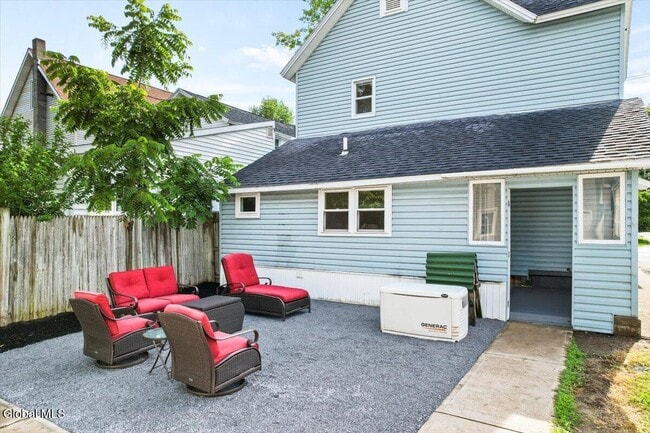 107 Clinton St