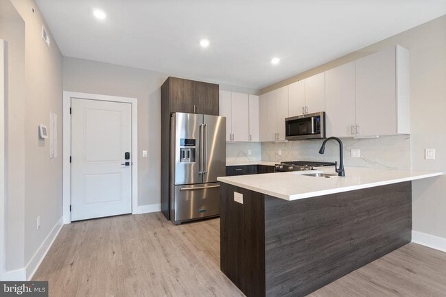 Building Photo - 408 N Front St Unit 1 Rental