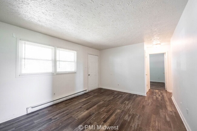 Photo - Charming 2-Bedroom Retreat at 570 W U.S. 52, Fountaintown – Cozy Comfort Awaits in 844 Sq Ft! Unit 2A