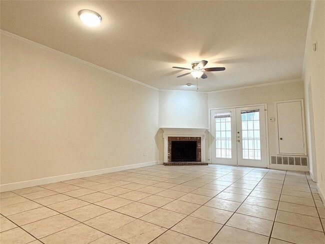 Photo - 2100 San Gabriel St Unit 104
