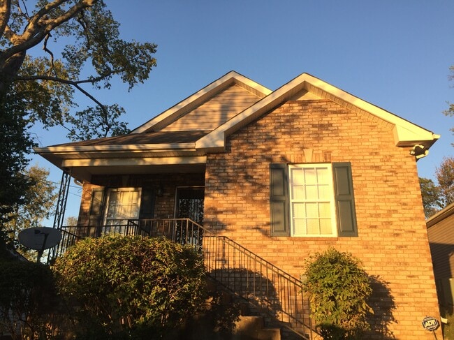 Photo - 2407 Grover Street