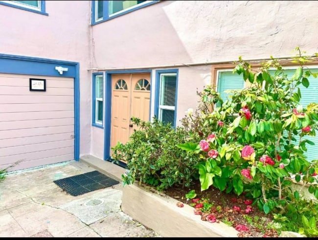 Photo - 5930 Orchard Ave