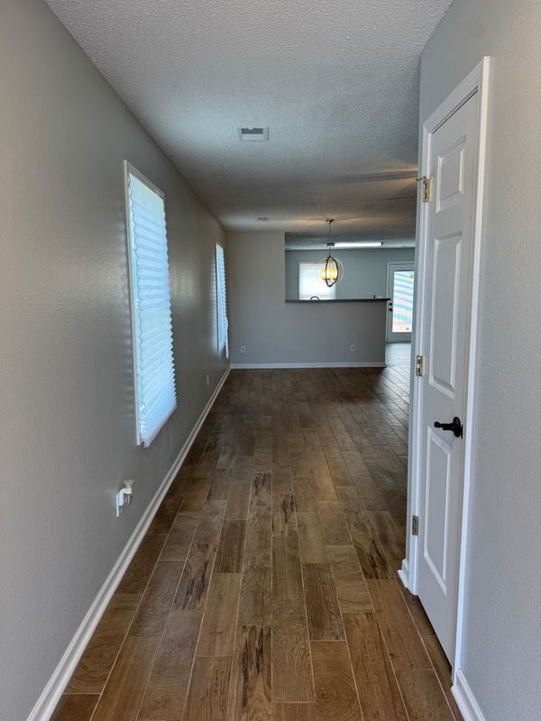 Photo - 500 Castle Ridge Dr