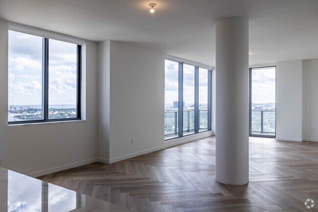 2 BA, 2 BR - 1085SF