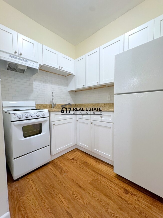 Photo - 46 S Huntington Ave Unidad 3