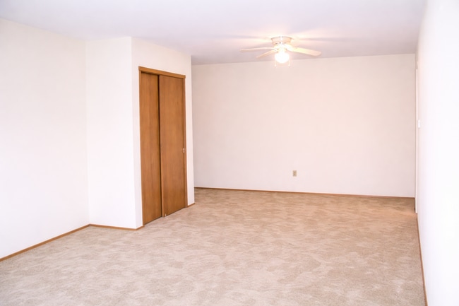 Oak Park Apartment Homes