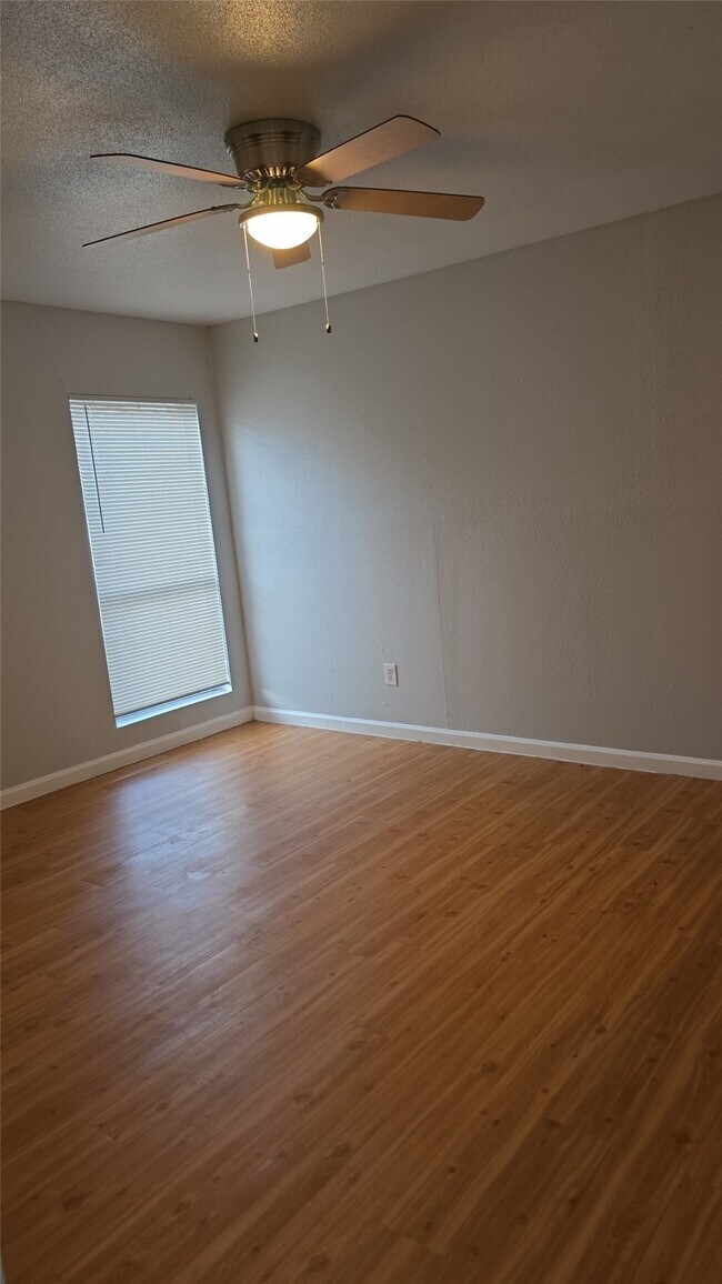 Photo - 4747 Allendale Rd Unidad 25