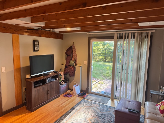 Building Photo - 13 Sarsen Stone Way Rental