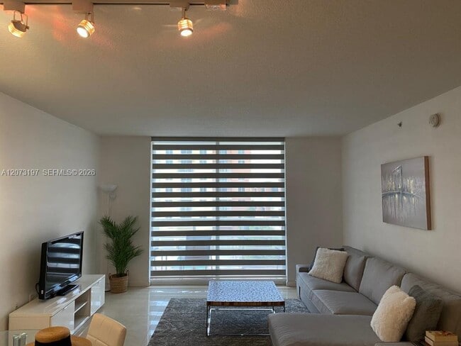 Photo - 2775 NE 187th St Unit 419
