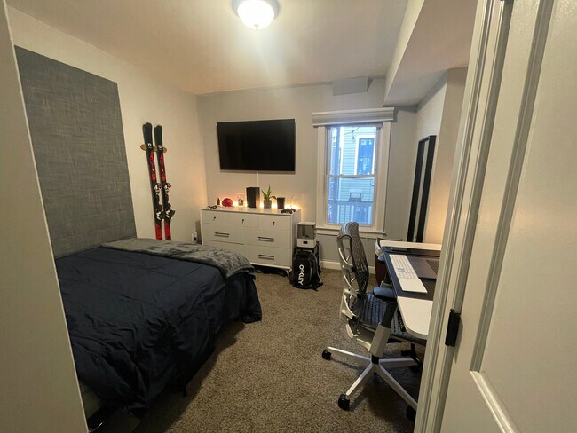 30 Rawson St