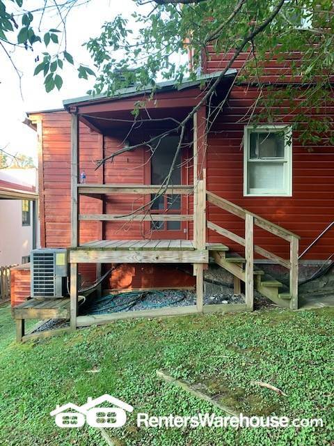 Photo - 3758 St Paul St